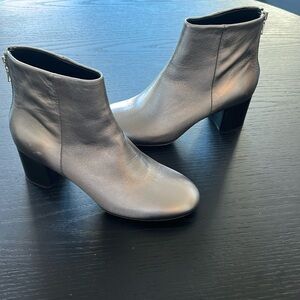 Rag & Bone Metallic Leather Round-Toe Boots